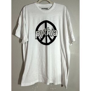 Pythia Clothing White Graphic Short Sleeve Casual Fit T-shirt (XL)